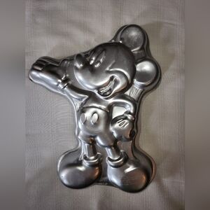 1995 Vintage‎ Disney Wilton Mickey Mouse Cake Pan Retired